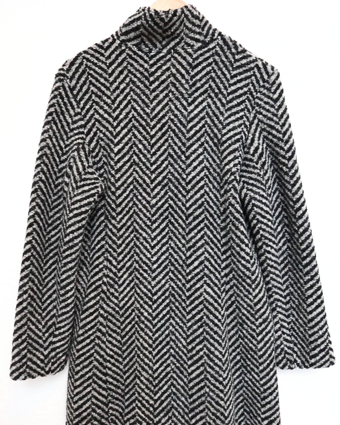 Herringbone Knit Cardgian — Black & Grey