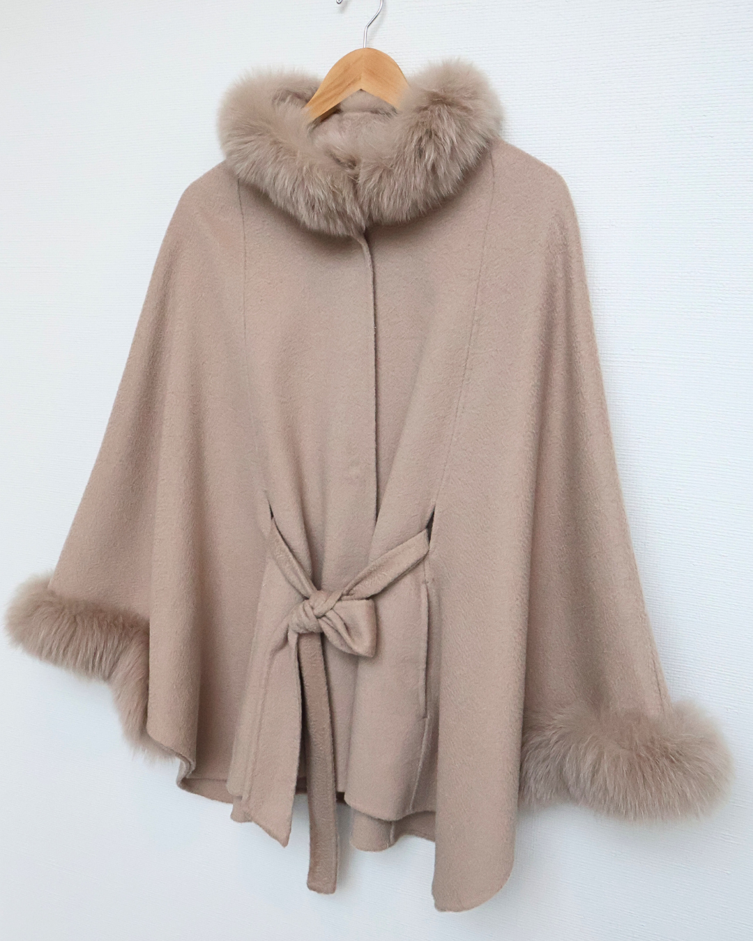 Pink Wool-Cashmere Cape with Fox Collar