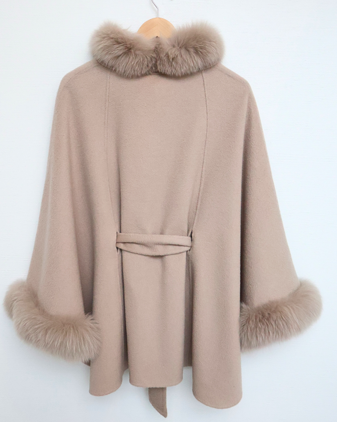 Pink Wool-Cashmere Cape with Fox Collar