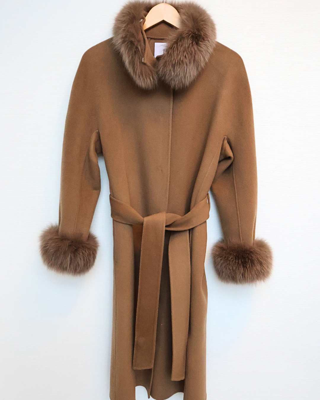 Camel Wool-Cashmere Coat with Fox Fur