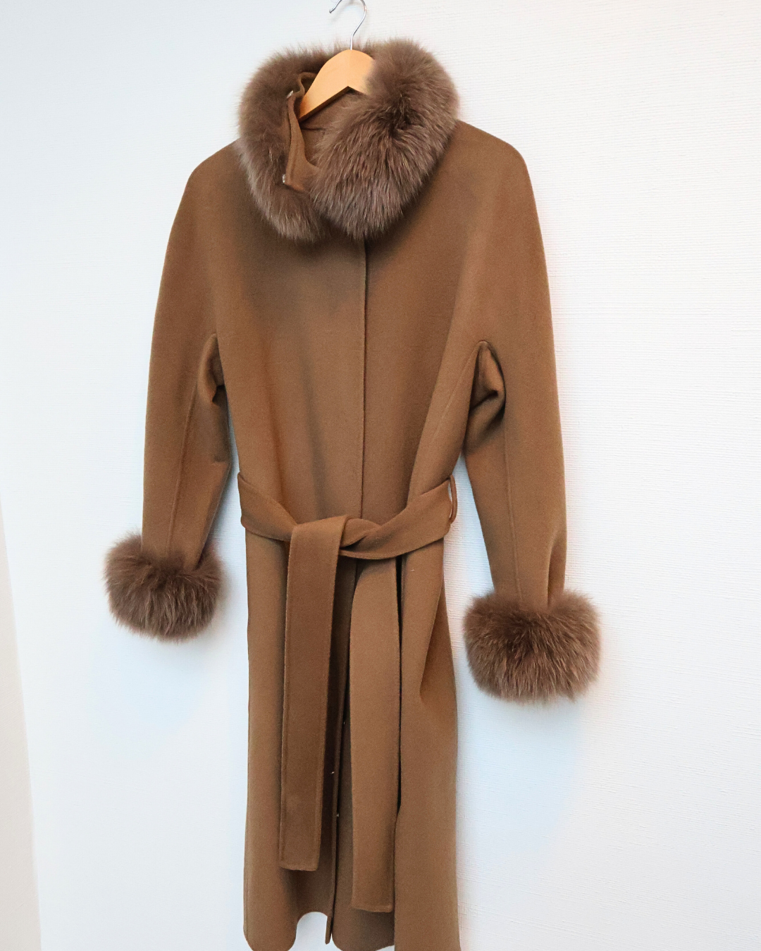 Camel Wool-Cashmere Coat with Fox Fur