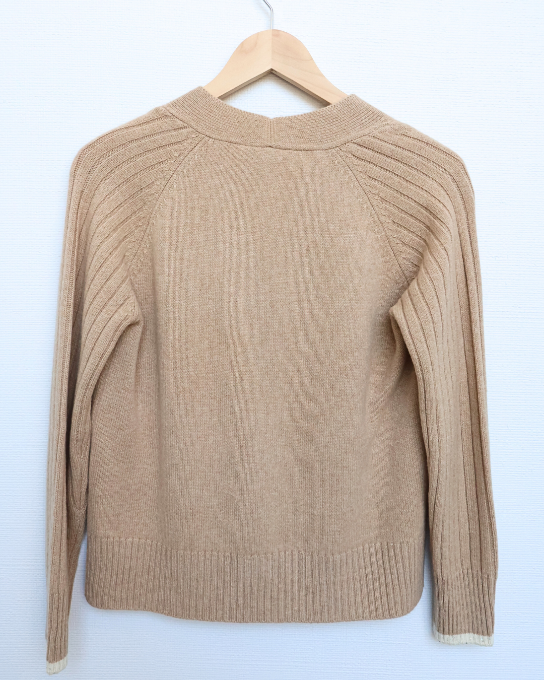 Cropped V-Neck Cardigan